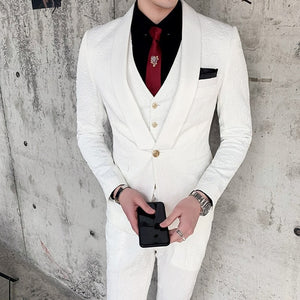 New Men's Shawl Collar Groom Dress Fashion Rose Relief Design Slim Suit 3 Piece Set Ewedding Party Club Men Suit Royal Tuxedo