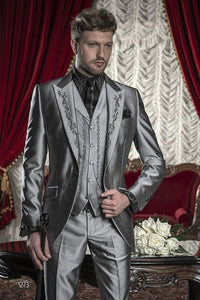 2019 Exquisite Embroidery Groomsmen Tuxedos (Jacket+Pants+Vest) Bespoke Black Groom Wedding Men Suit Set Prom Mens Suits Blazers