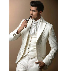 2019 Exquisite Embroidery Groomsmen Tuxedos (Jacket+Pants+Vest) Bespoke Black Groom Wedding Men Suit Set Prom Mens Suits Blazers